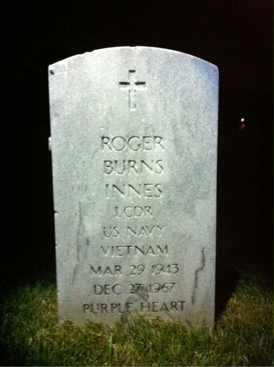 Headstone of Roger Burns Innes