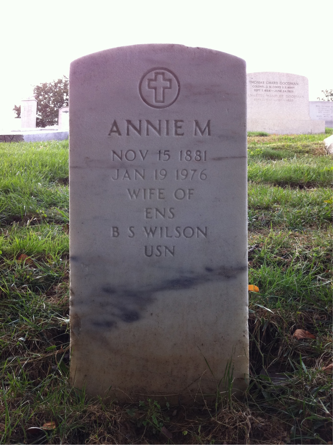 Headstone of Annie M Wilson