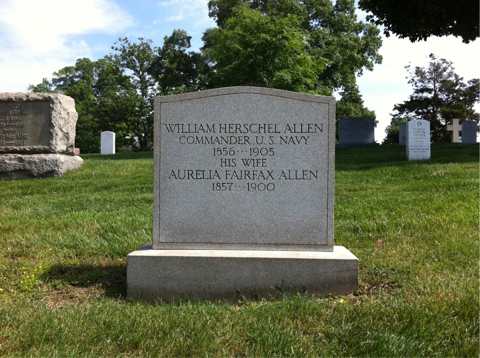 Headstone of Aurelia Allen